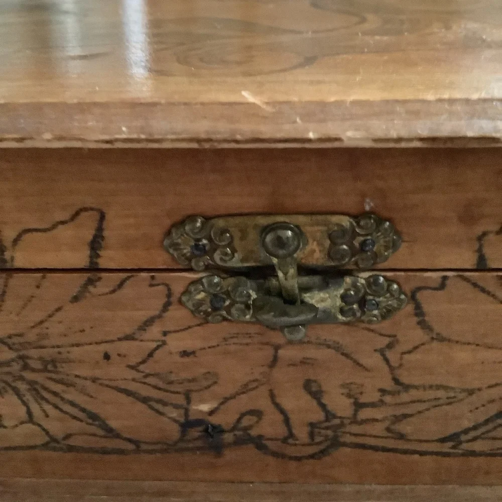 Antique Victorian Decorated Wood Ladies Glove Box Pyrography